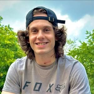 Meet your Posher, Loïc